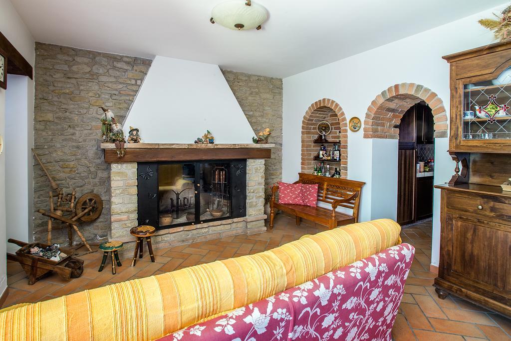 B&B Marconi Montefalcone Appennino Bagian luar foto